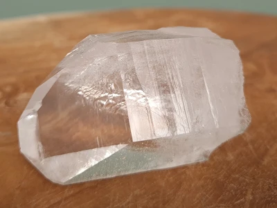 Afbeelding van Lemurisch licht kristal met mini venster (Colombia) 75 gram