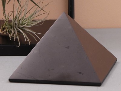 Afbeelding van Shungiet piramide 346 gram