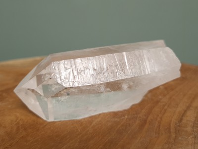 Afbeelding van Lemurisch zaad kristal met mannelijk venster 283 gram