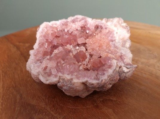 Afbeelding voor Roze Amethist Geode A kwaliteit 271 gram